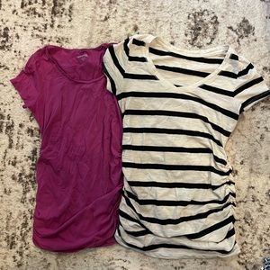 Lot 2 short sleeve maternity tee shirts size S. Pea in the pod and a glow brand